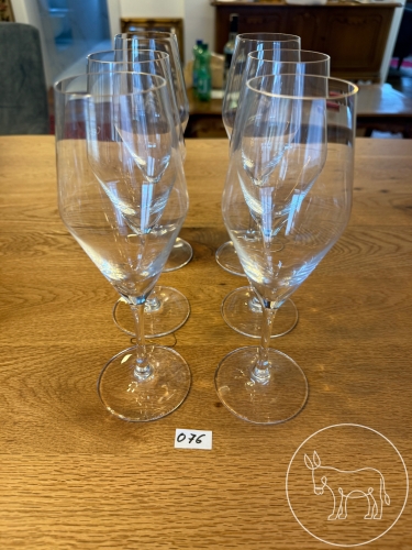 076 - 6 Mäser Sektflöten