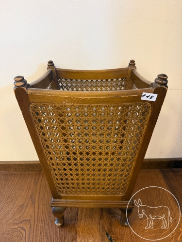 118 - Korb aus Wiener Geflecht