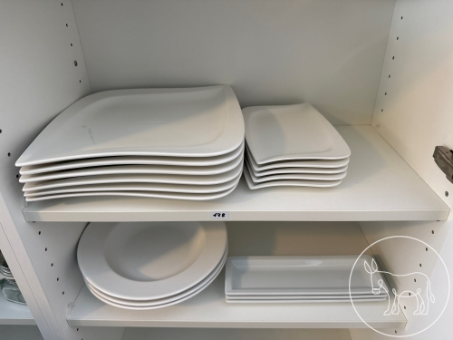 Bild 178 - Geschirr Konvolut