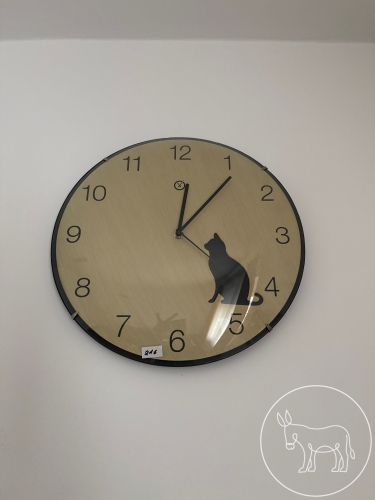 Bild 216 - Wanduhr mit Katze