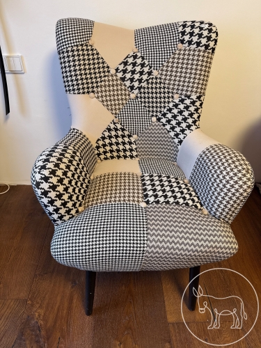 219 - Moderner Polstersessel