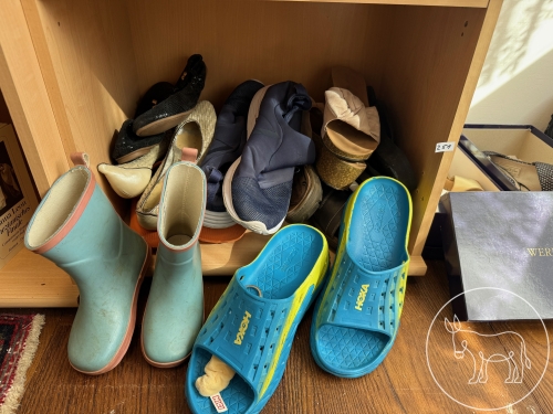 Bild 251 - Schuhe Konvolut