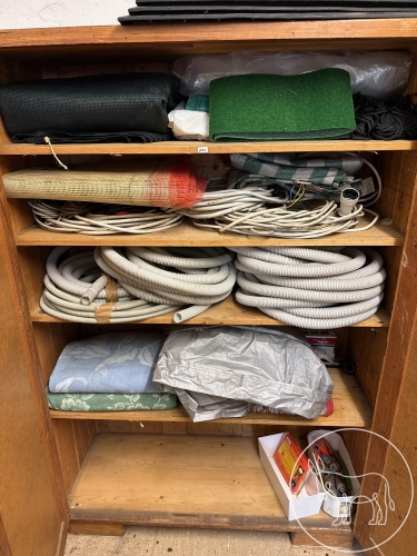 Bild 291 - Schrank inkl. Inhalt