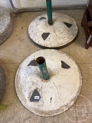 Bild 302 - 2 Schirmständer