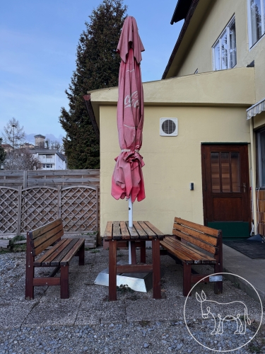 338 - Gartengarnitur inkl. Cola Schirm