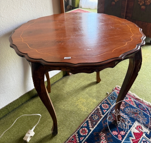 Bild 299 - Biedermeier-Tisch