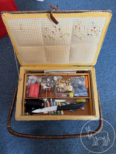 Bild 334 - Nähzeug-Kiste