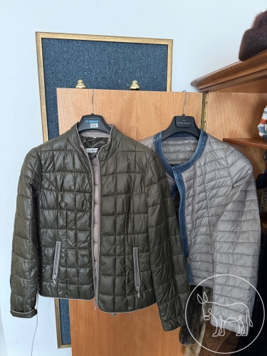 Bild 353 - 2 Leichtdaunenjacken