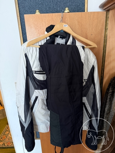 Bild 354 - Schibekleidung