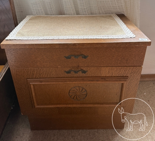 369 - Nachtkästchen Holz