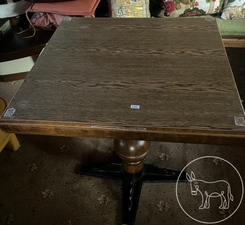 Bild 095 - Holztisch