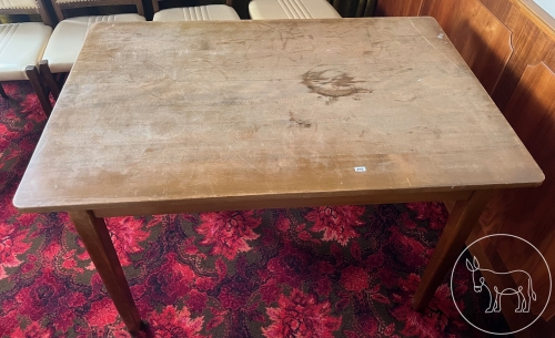 Bild 115 - Holztisch