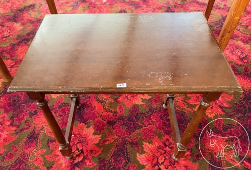 149 - kleiner Stehtisch