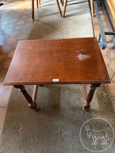 Bild 195 - kleiner Stehtisch