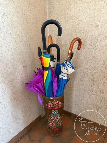 Bild 226 - Schirmständer