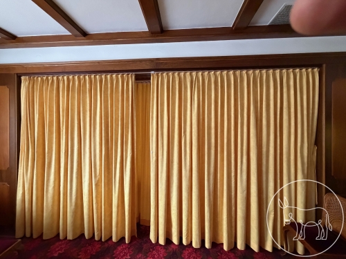 245 - Vorhänge - Konvolut