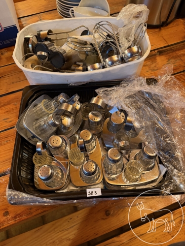 Bild 383 - Salz - & Pfefferstreuer - Konvolut