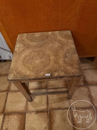 Bild 405 - Holzhocker