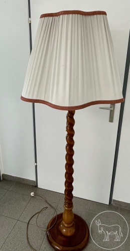 Stehlampe Vollholz