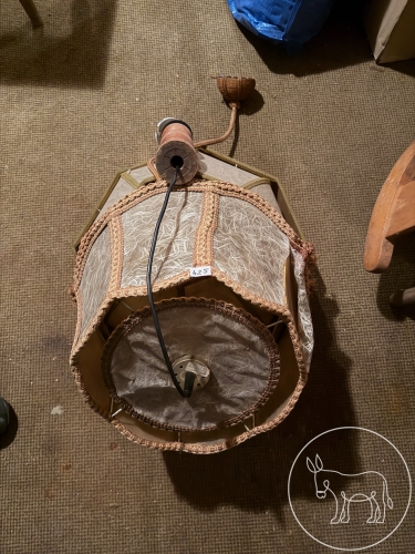 Bild 425 - 2 Lampenschirme