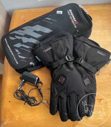 Bild 036 - Schihandschuhe, heizbar