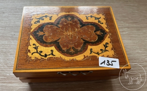 135 - kleine Spieluhr