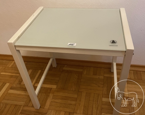 Bild 155 - kleiner Beistelltisch