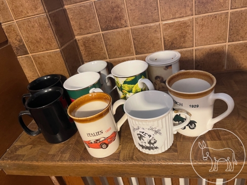 Bild 159 - Tassen-Konvolut