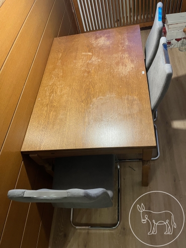 Bild 170 - Tisch & 3 Stühle