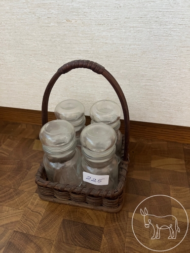 Bild 225 - Salz- und Pfefferstreuer