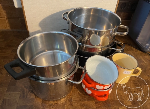 Bild 235 - Töpfe-Konvolut