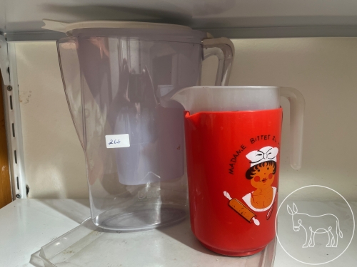 Bild 264 - Kannen-Konvolut