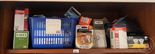 Bild 334 - Glühbirnen - Konvolut