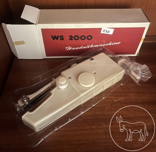 Bild 336 - kleine Handnähmaschine