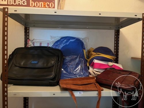 Bild 362 - Taschen - Konvolut