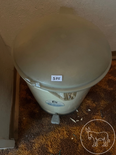 Bild 375 - Mülleimer