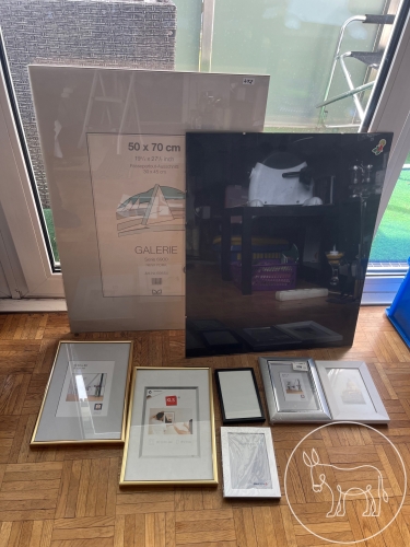 Bild 472 - Bilderrahmen-Konvolut