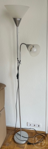 Bild 481 - Stehlampe