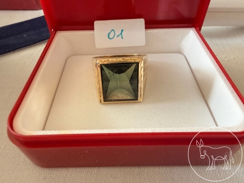 01 - Goldring mit Smaragd