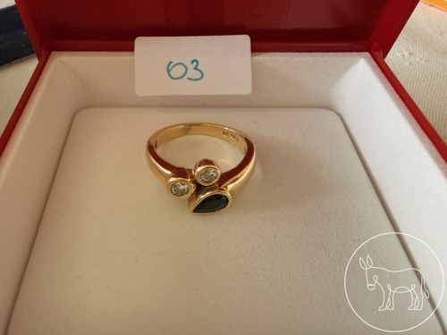 03 - Goldring mit Saphir und Brillanten