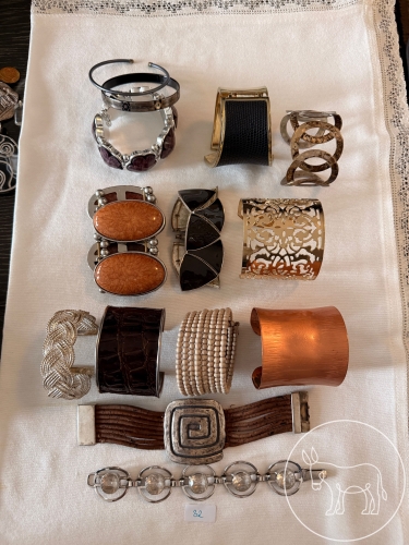 32 - Armreifen Konvolut