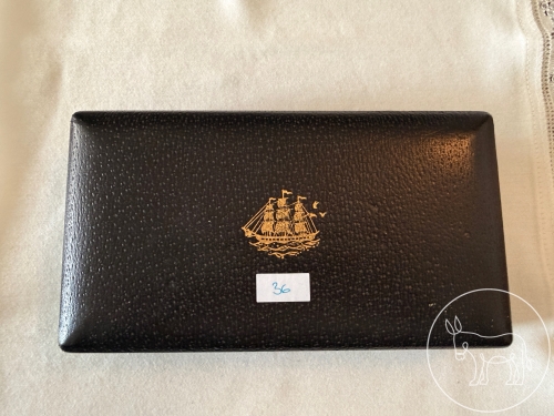 36 - Farrington Schmuckschtulle