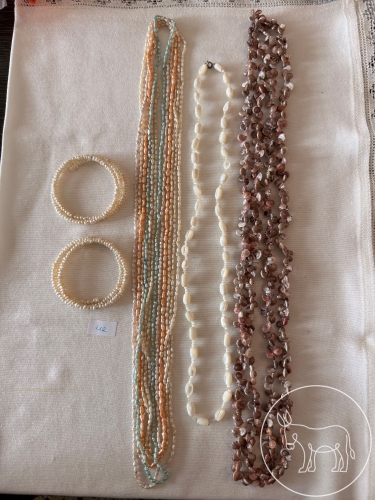 Bild 42 - Muschel und Perlen Set