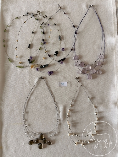 59 - 8 Edelstahl-Edelstein-Ketten