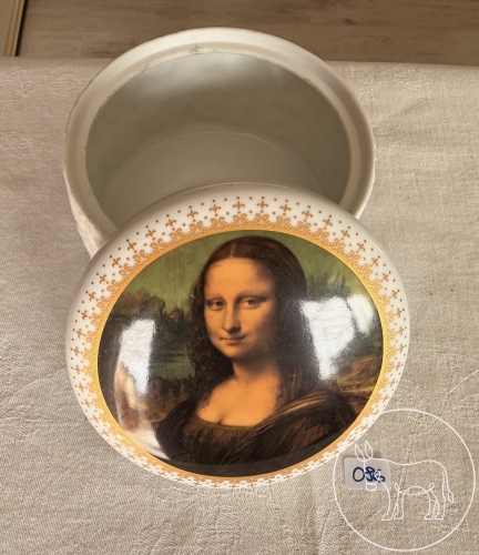 086 - Vintage Bonboniere