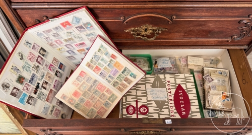 111 - Briefmarken-Sammlung