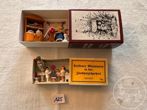 Bild 125 - Zündholzschachtel - Puppen