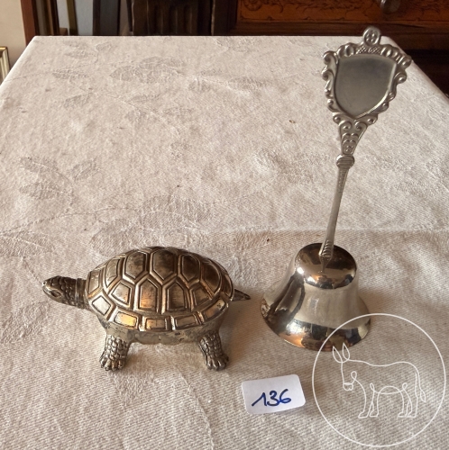 136 - Schildkröte und Glocke