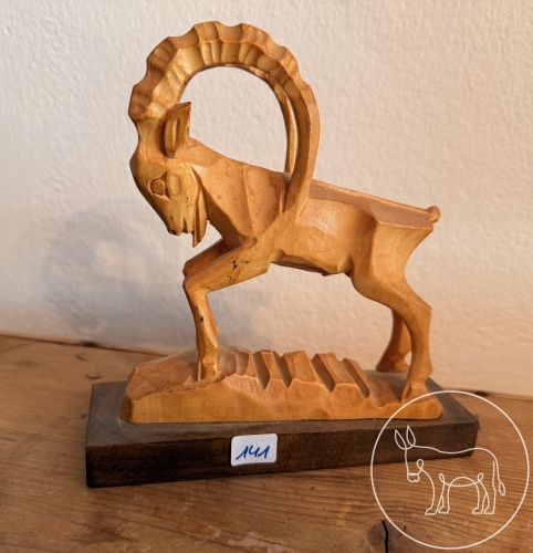 Bild 141 - geschnitzter Steinbock