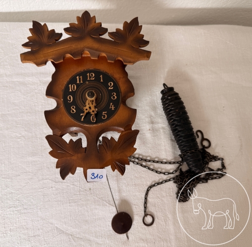 Bild 310 - Rustikale Wanduhr